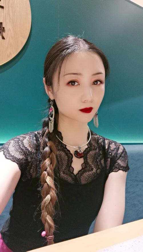濮米娜 濮米娜